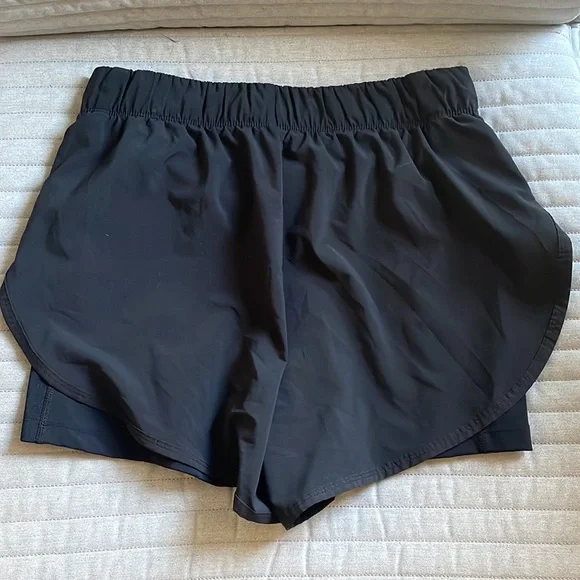 Nike Dri-Fit Black Shorts Medium - Picture 2 of 2